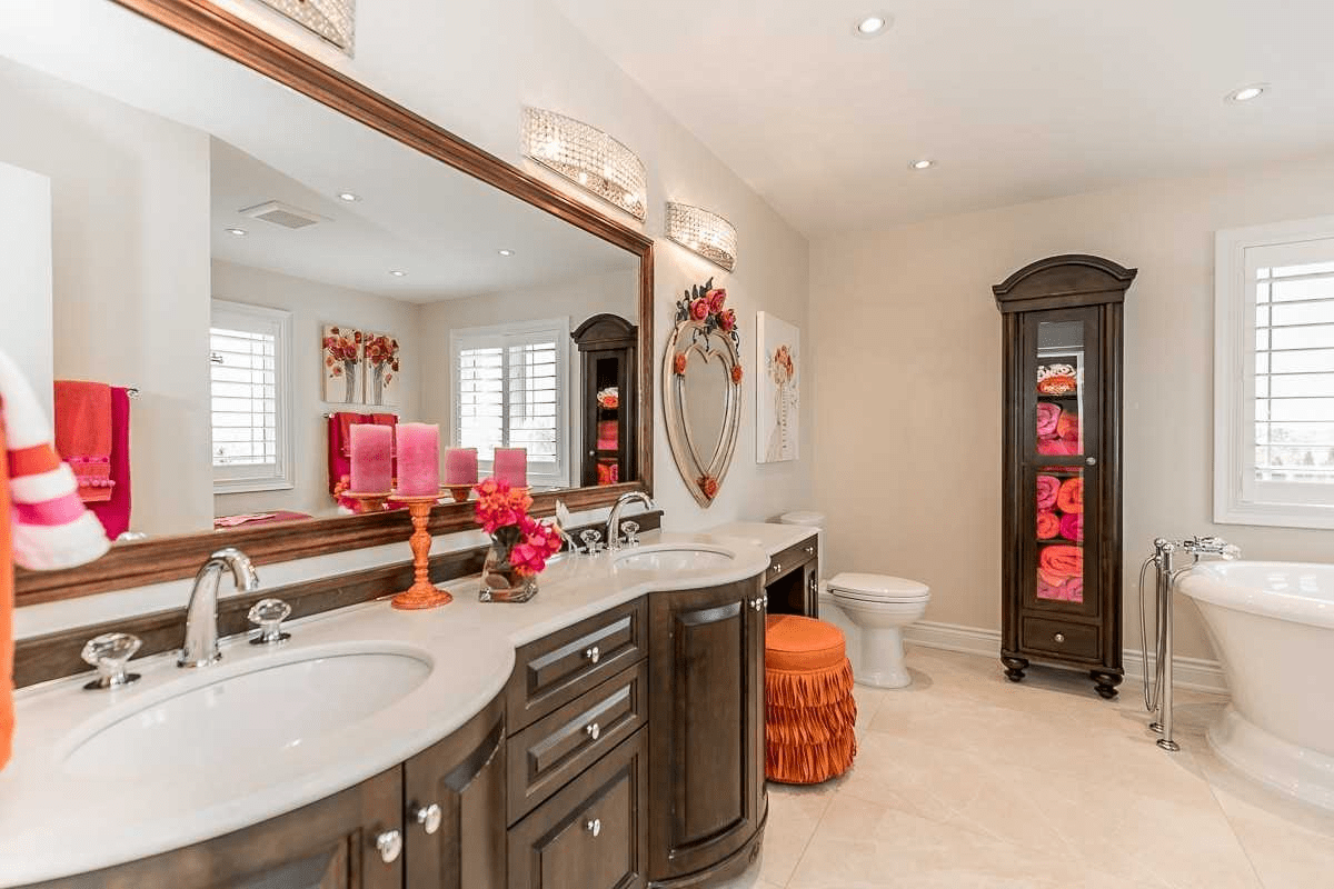 159 Ivy Jay Cres N