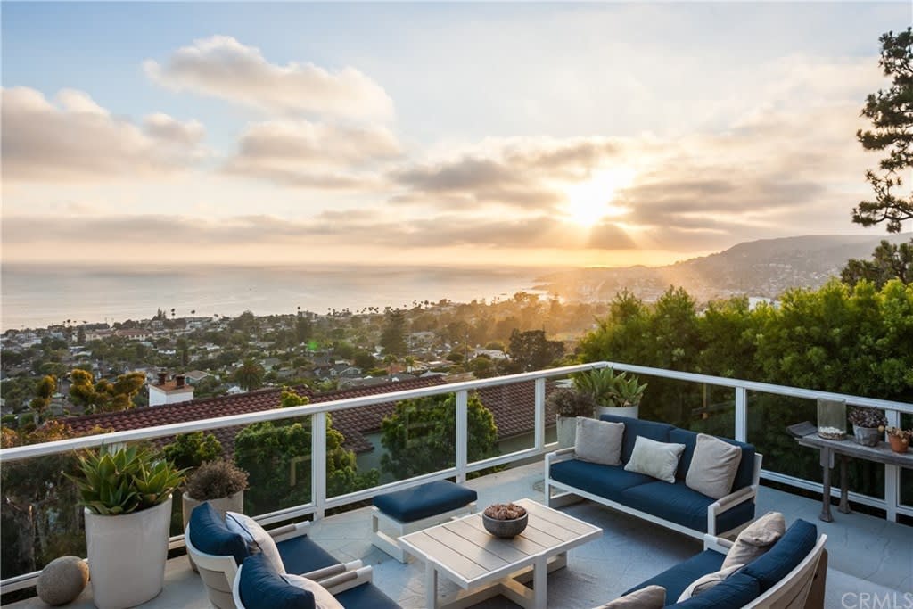 1035 Canyon View Drive