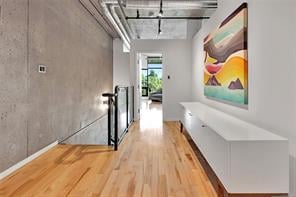 103-21 Erie St