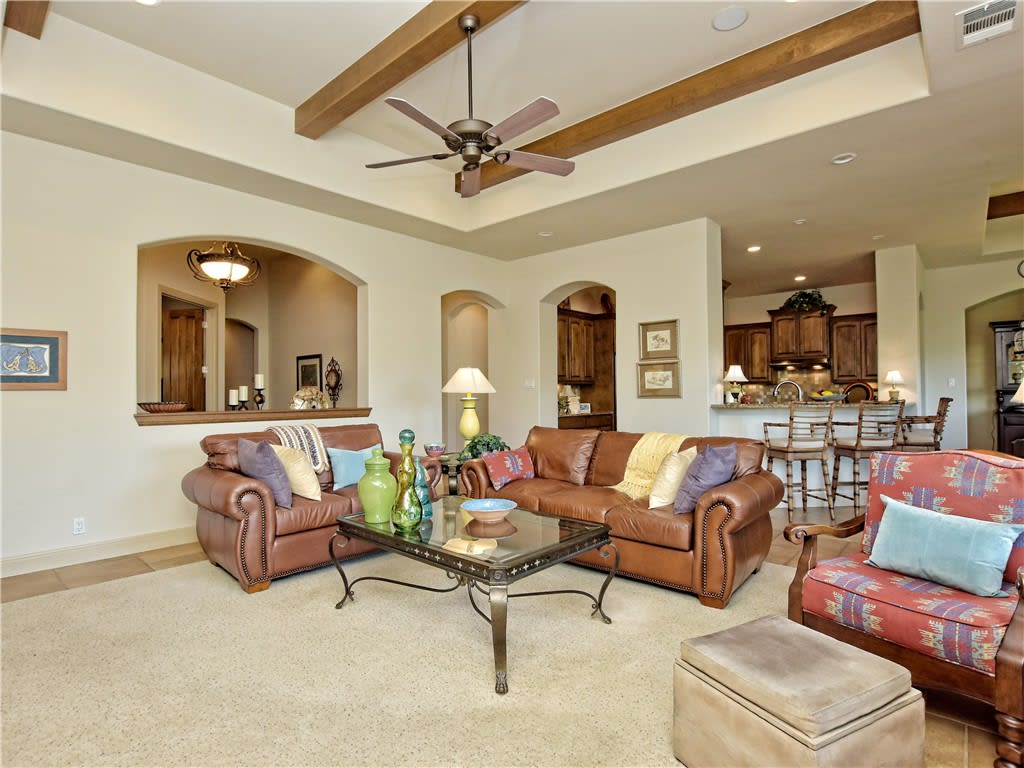 325 Jack Nicklaus Dr