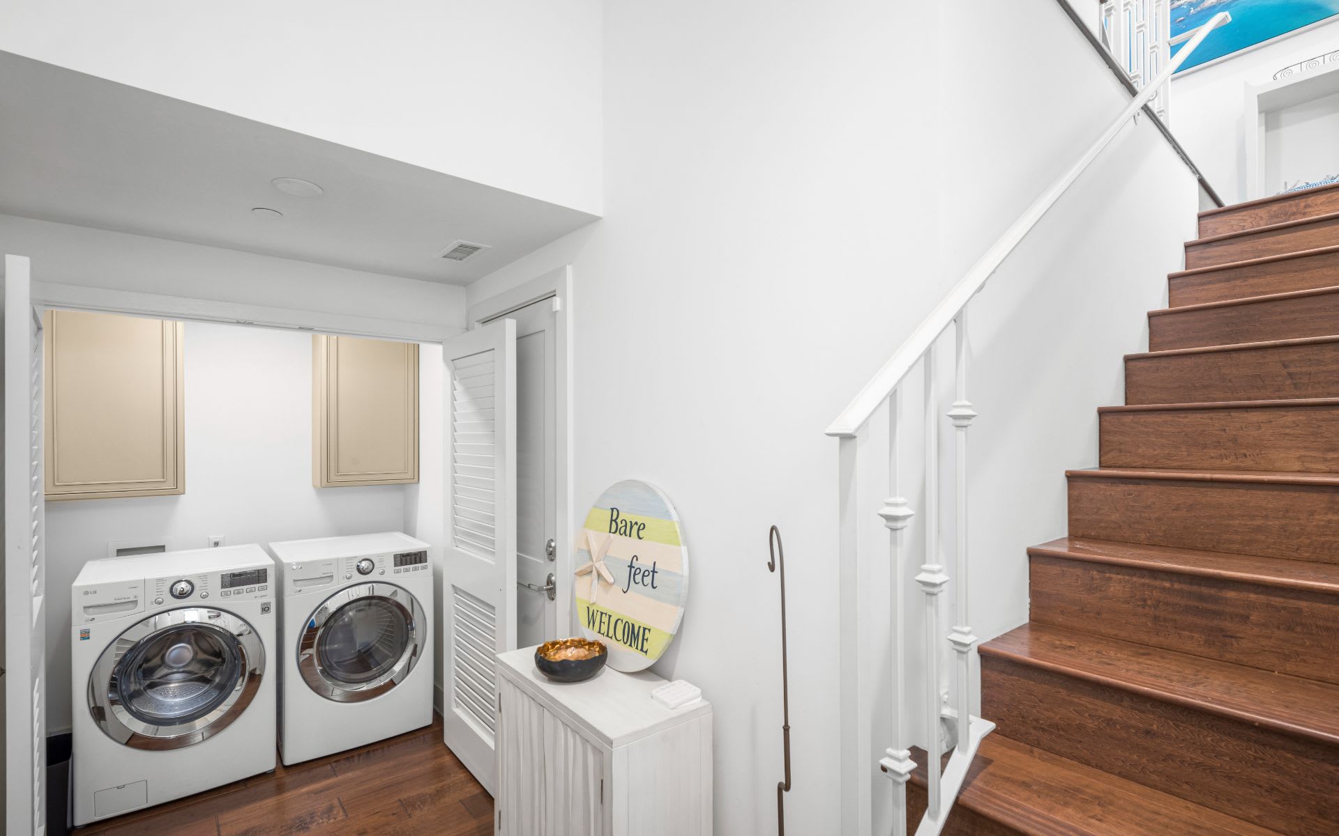 422 Heliotrope Avenue Unit: B