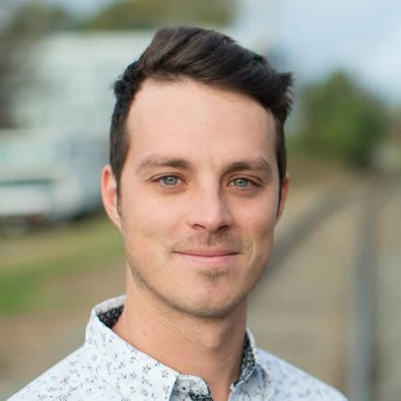 nest-realty-charlottesville-real-estate-agent-headshot