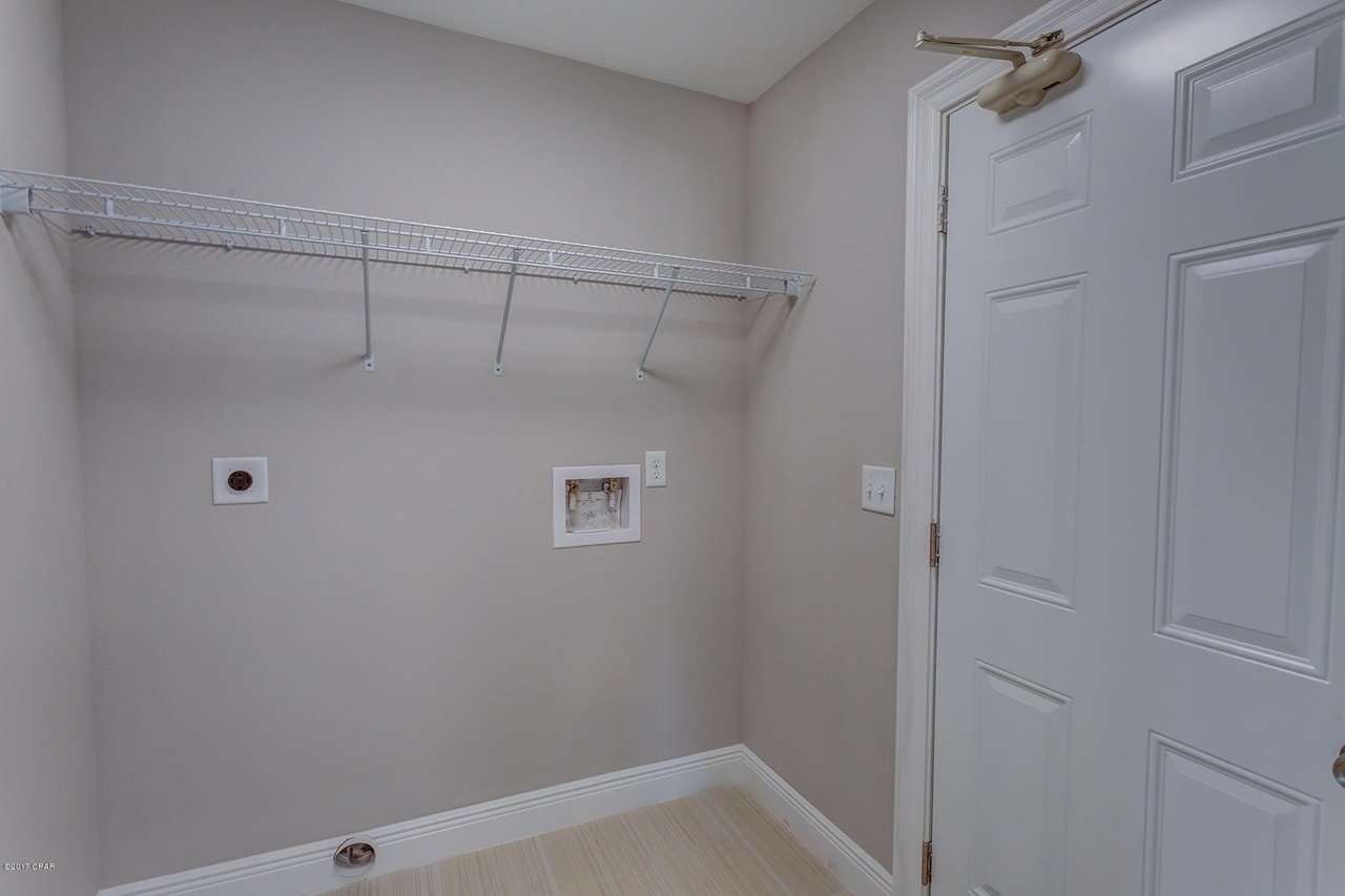 2121 BENT OAK Court