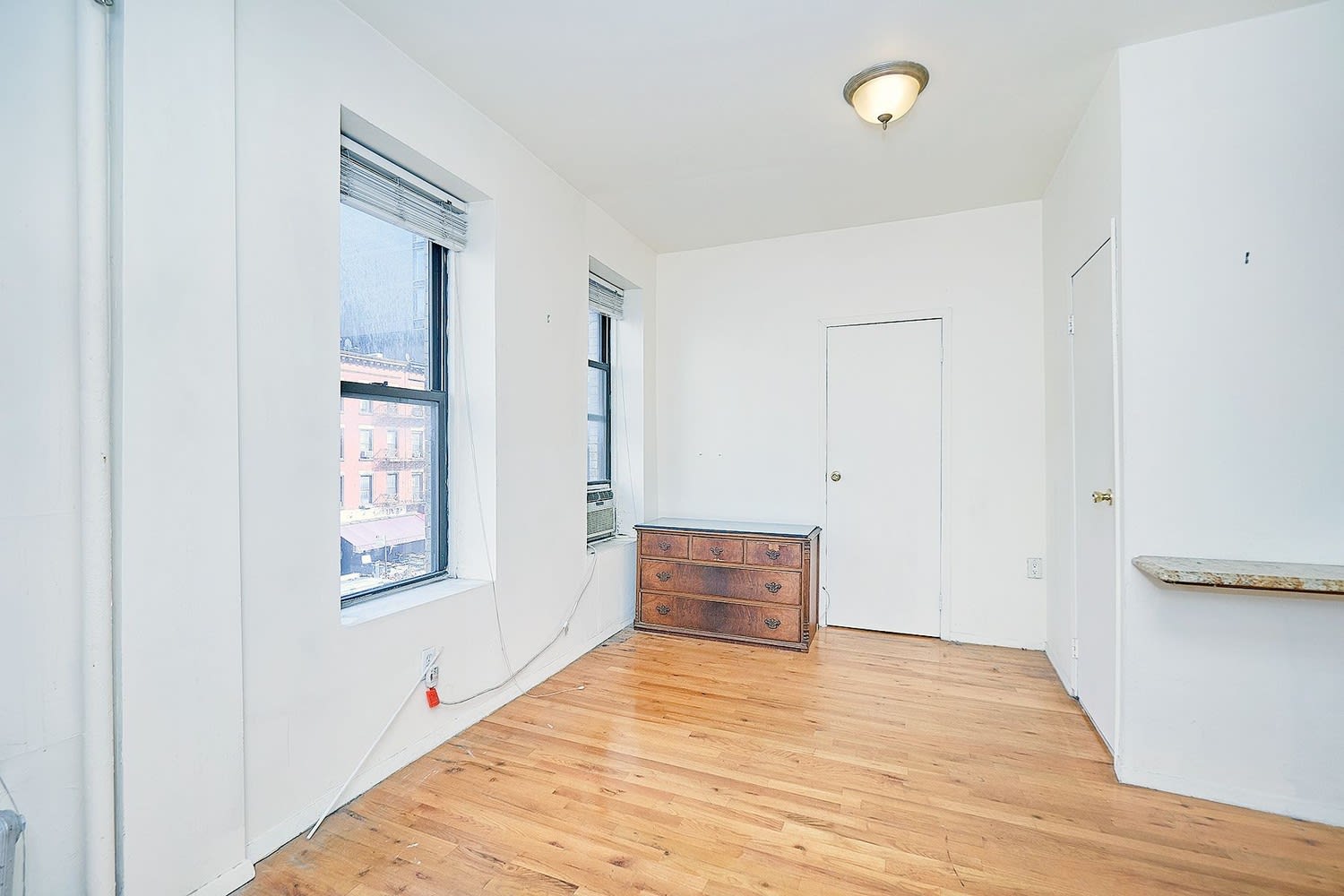 270 E 78th St, Unit 8A