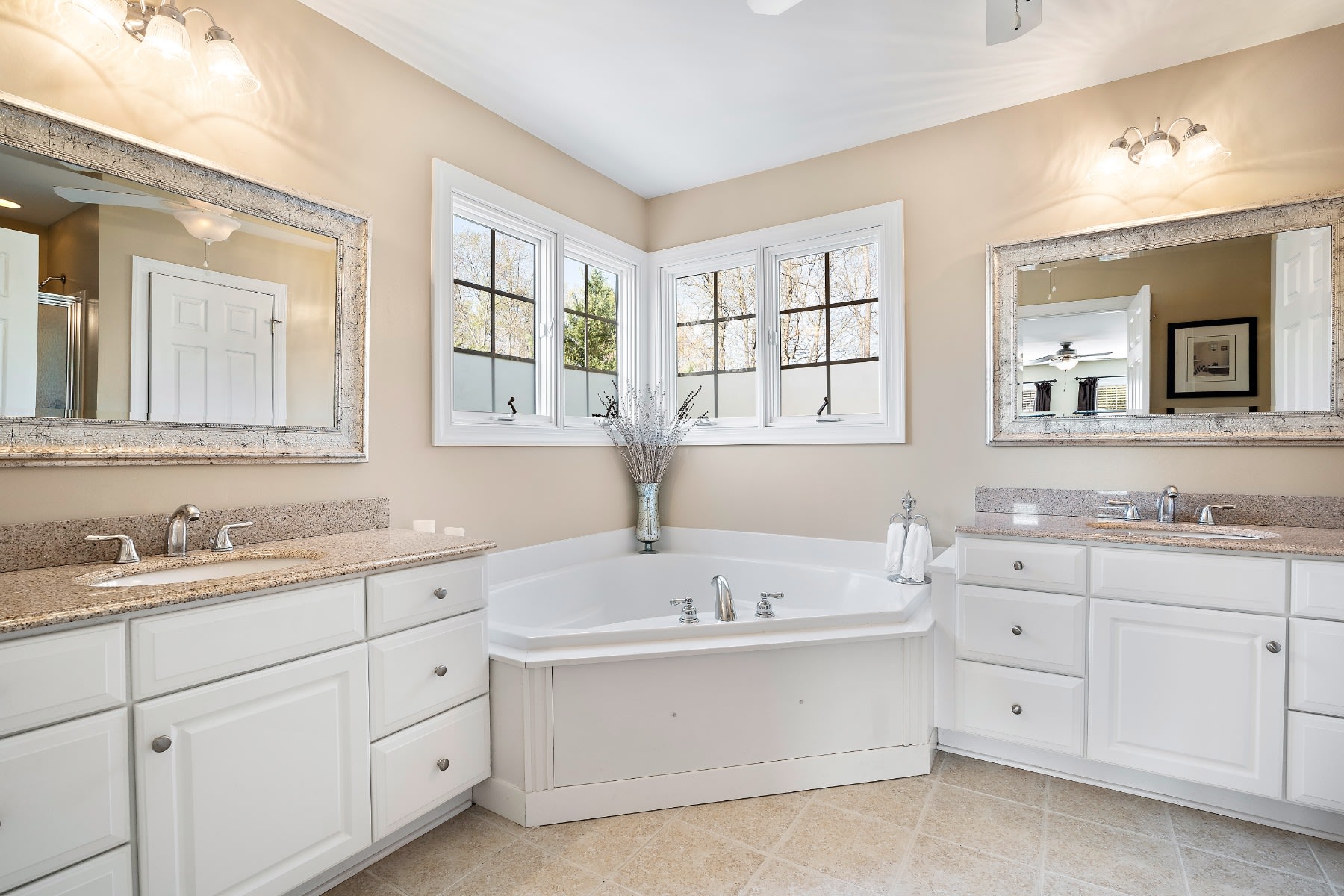 3731 Riverdowns North Drive
