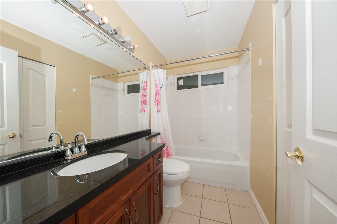3329 Rosalie Ct