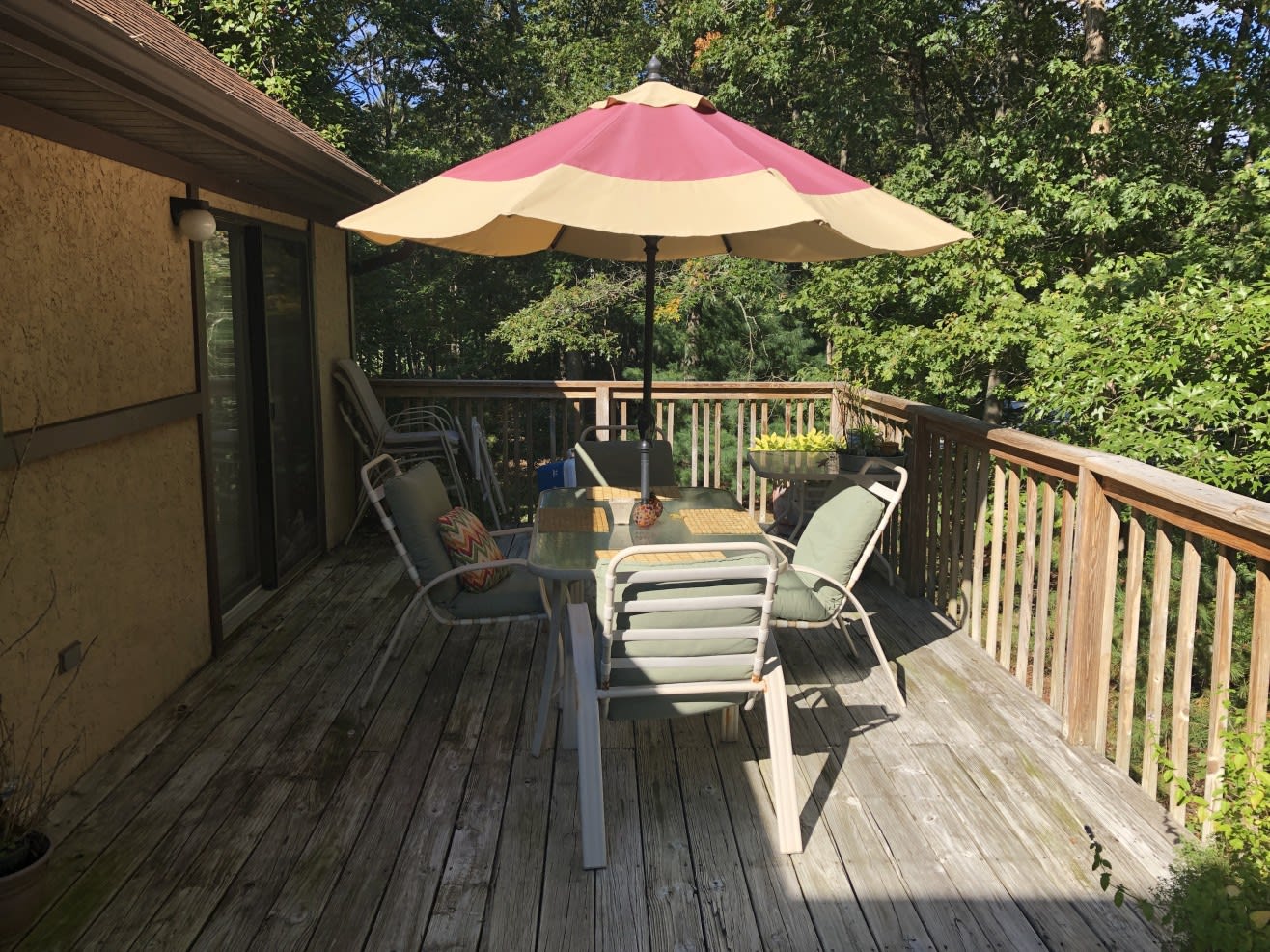 2 Buckingham Dr