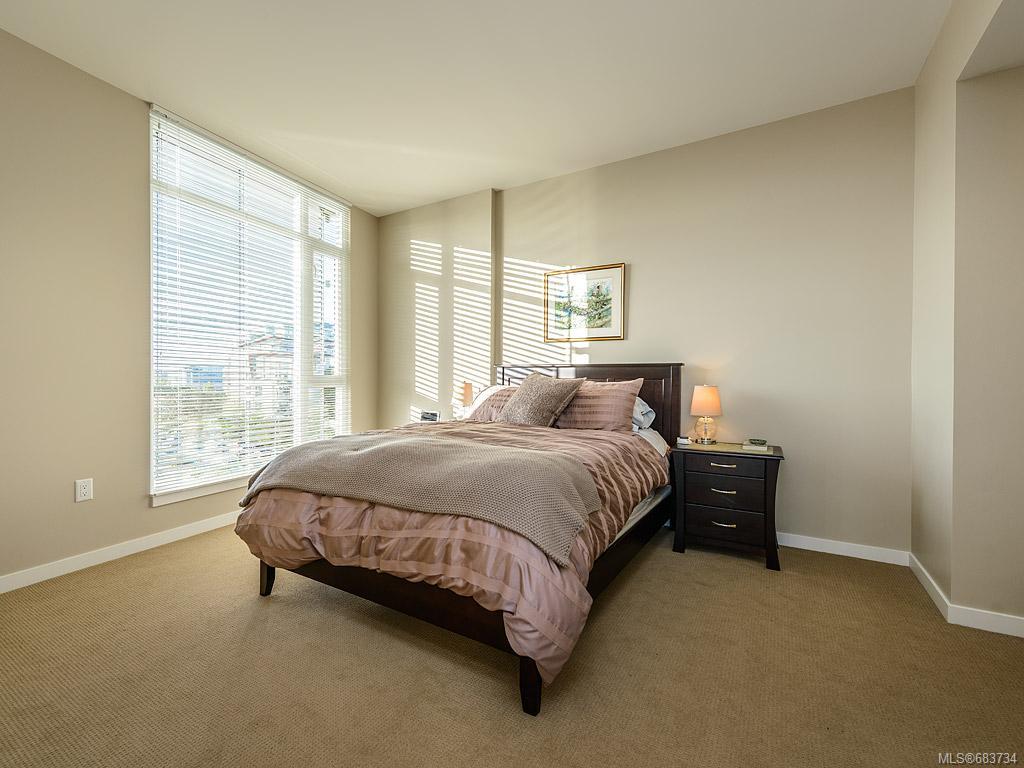 507-373 Tyee Rd