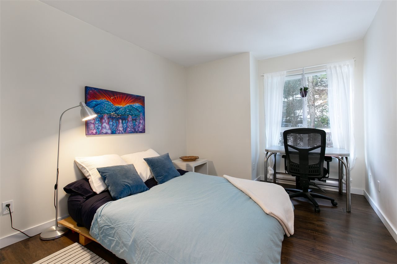 27-1400 Park St