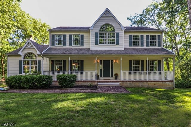 913 Mountain View Rd