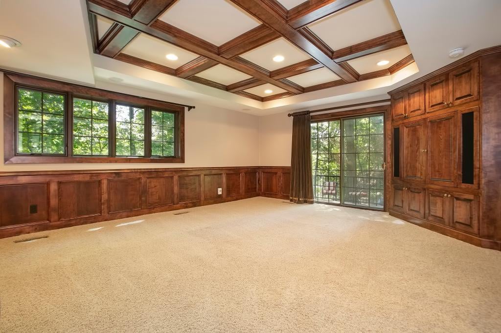 Charming in Eden Prairie!