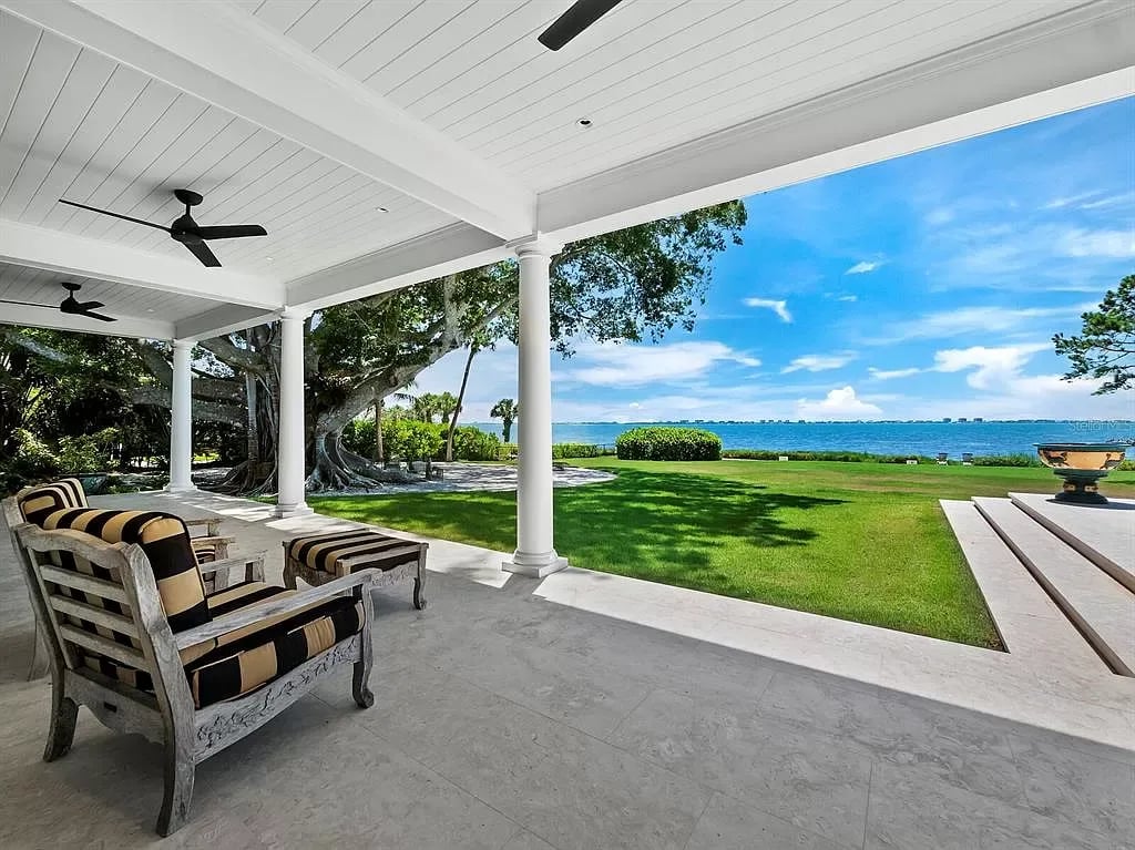 4223 Bay Shore Rd