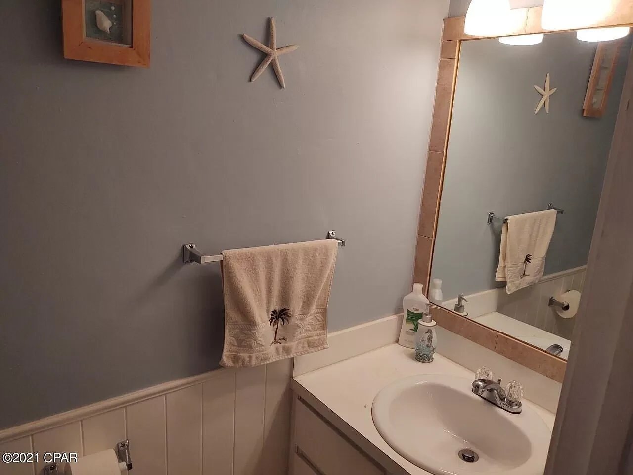 6315 Hilltop Avenue Unit C & D