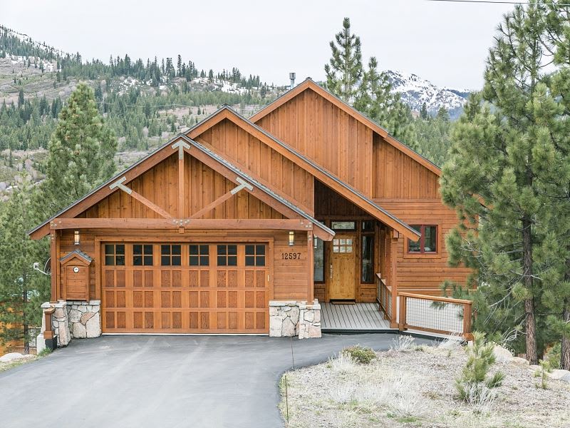 12597 Pinnacle Loop
