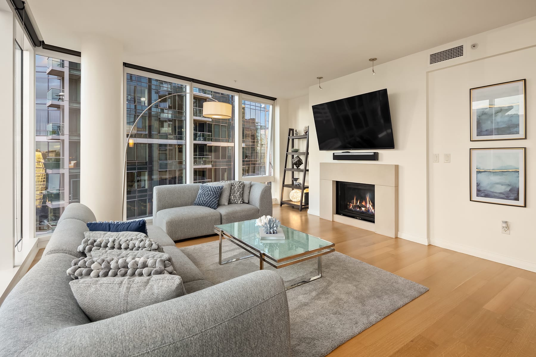 10700 NE 4th Street, Unit 1902