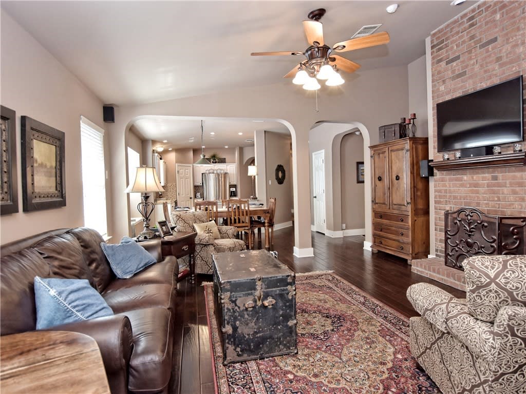 16609 Ennis Trl