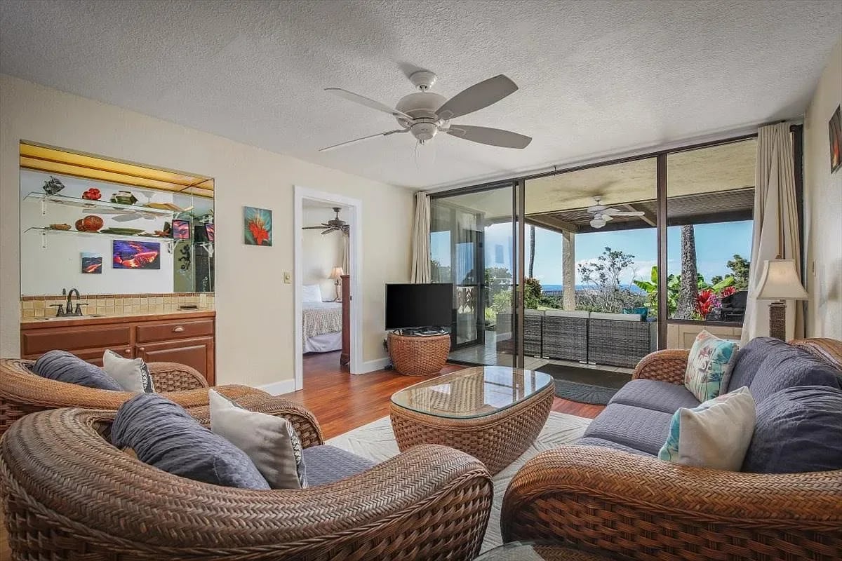 78-6920 ALII DR APT 102