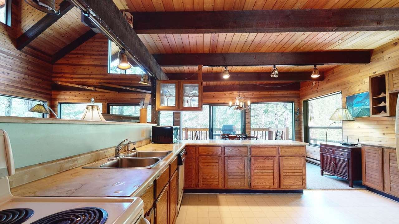 49 Garibaldi Dr