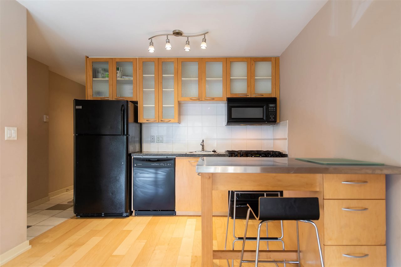 308-969 Richards St