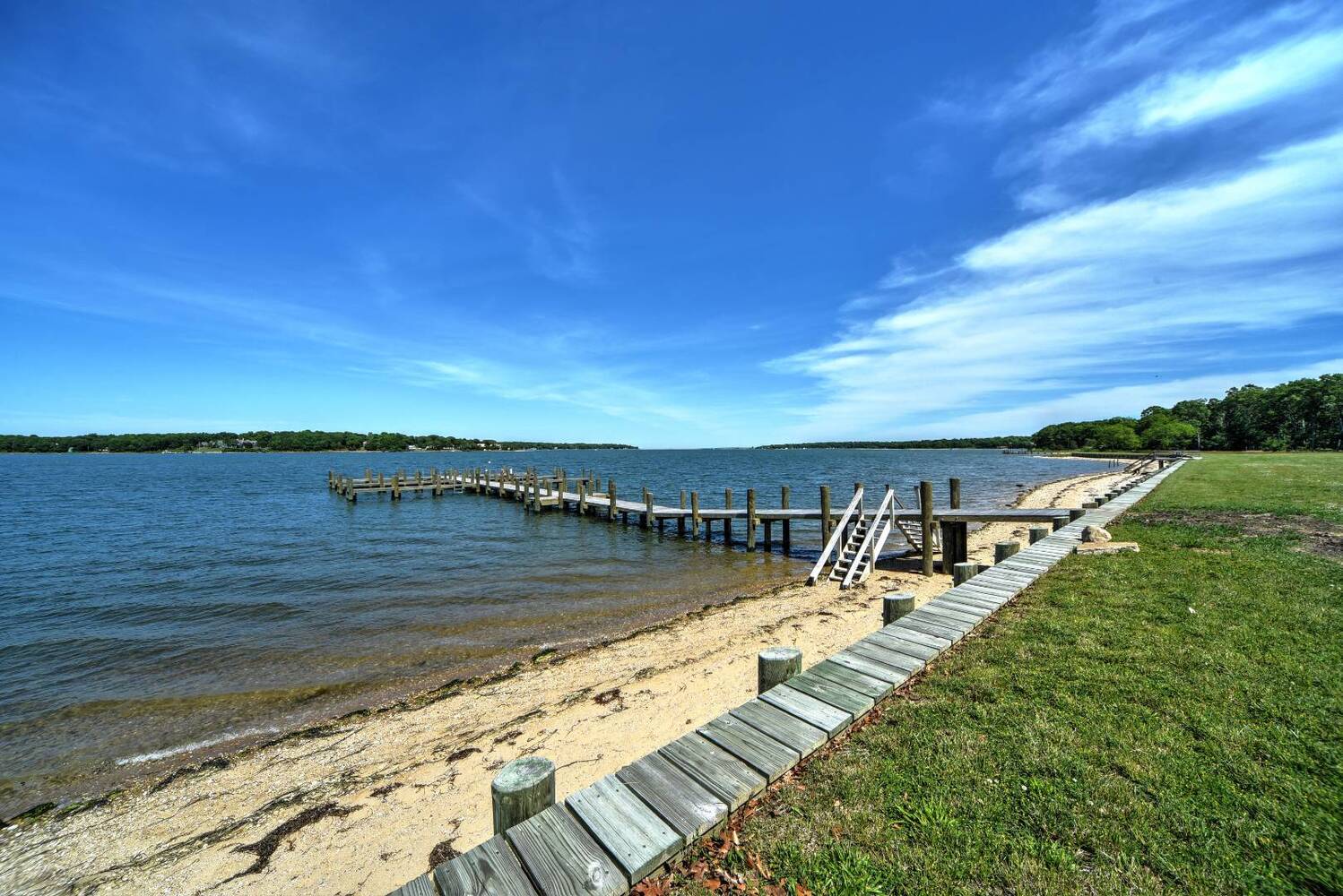 Single Waterfront Lot, Ready to Build