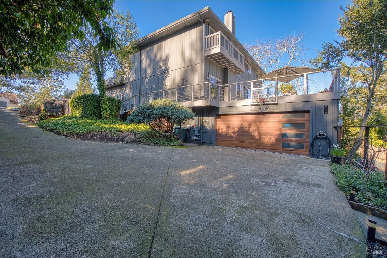 3654 Alta Vista Ave