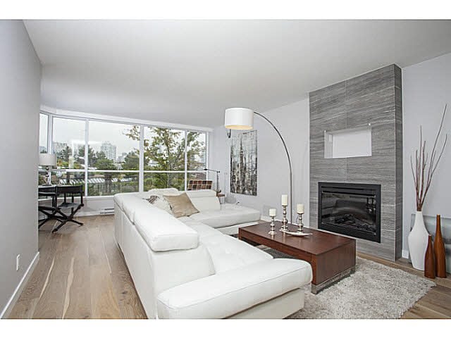 102-1470 Pennyfarthing Dr