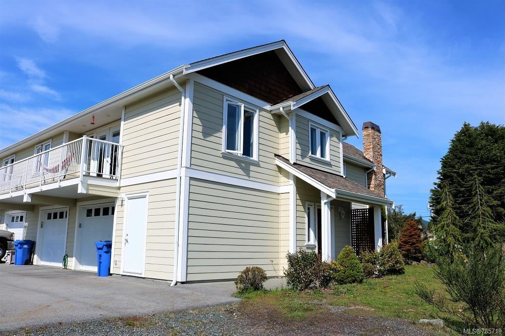 106-2038 Gatewood Rd, Sooke
