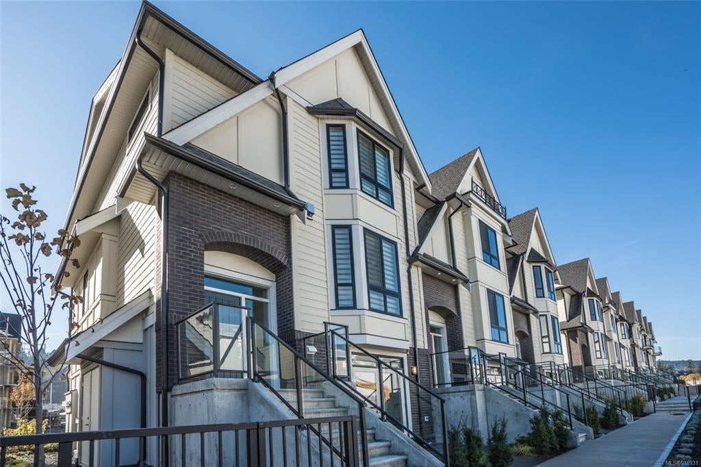 2983 Burlington Cres