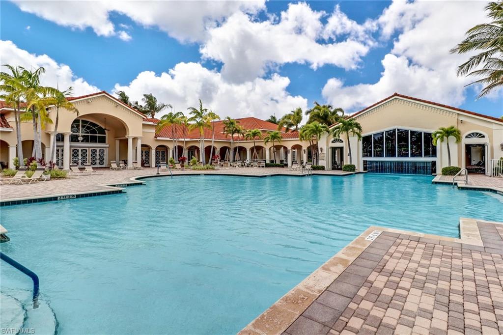 9294 Springview Loop