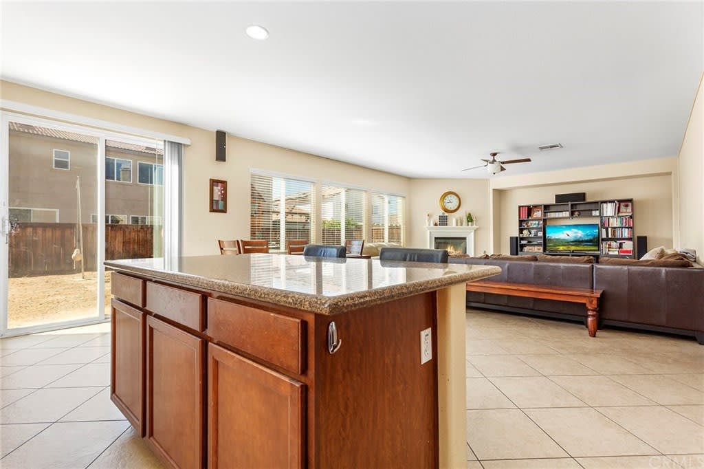 27231 Oak Ridge Drive