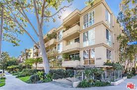 2301 S Beverly Glen Blvd #103 