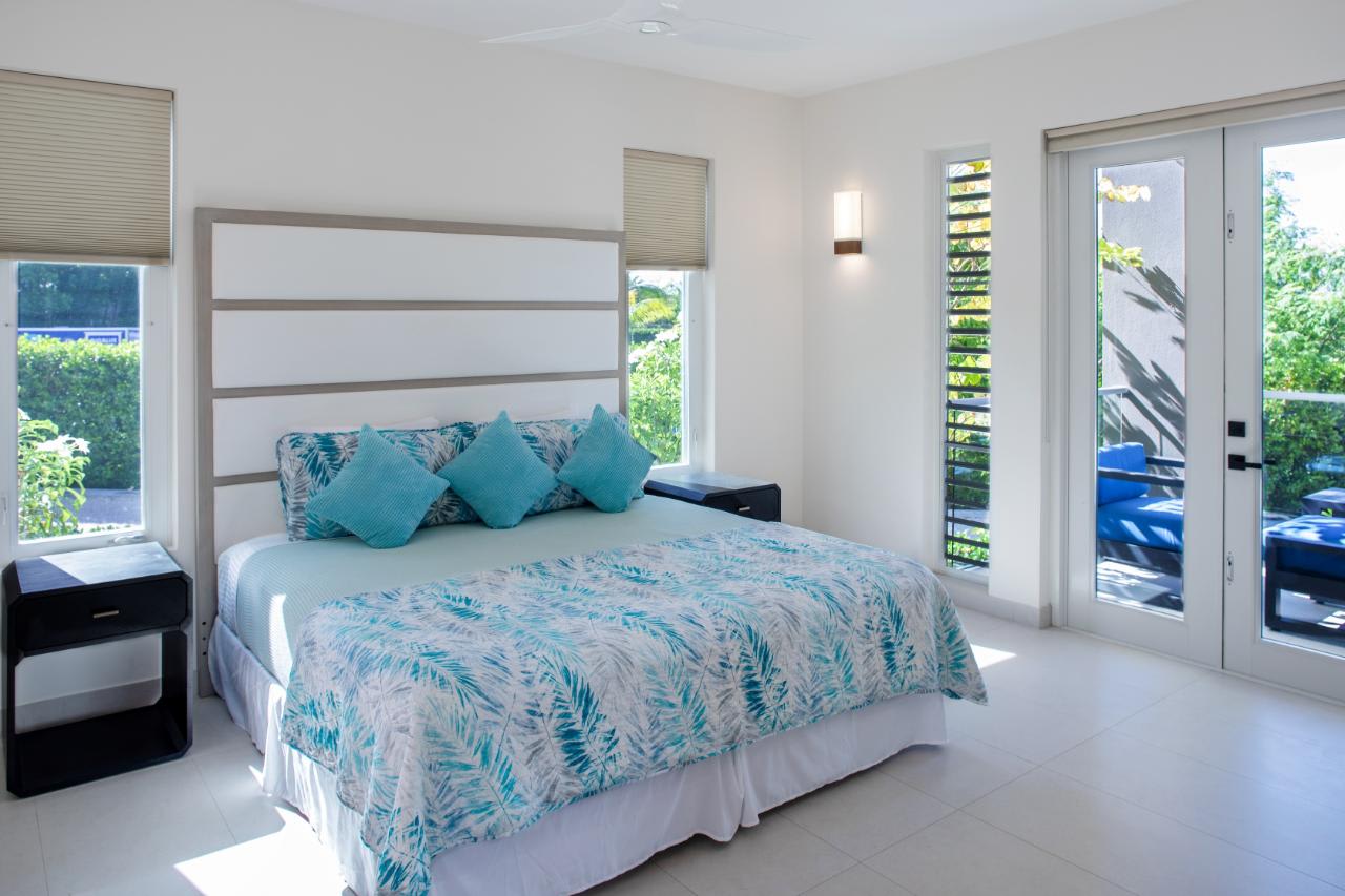Blue Lagoon Villa II-Long Bay