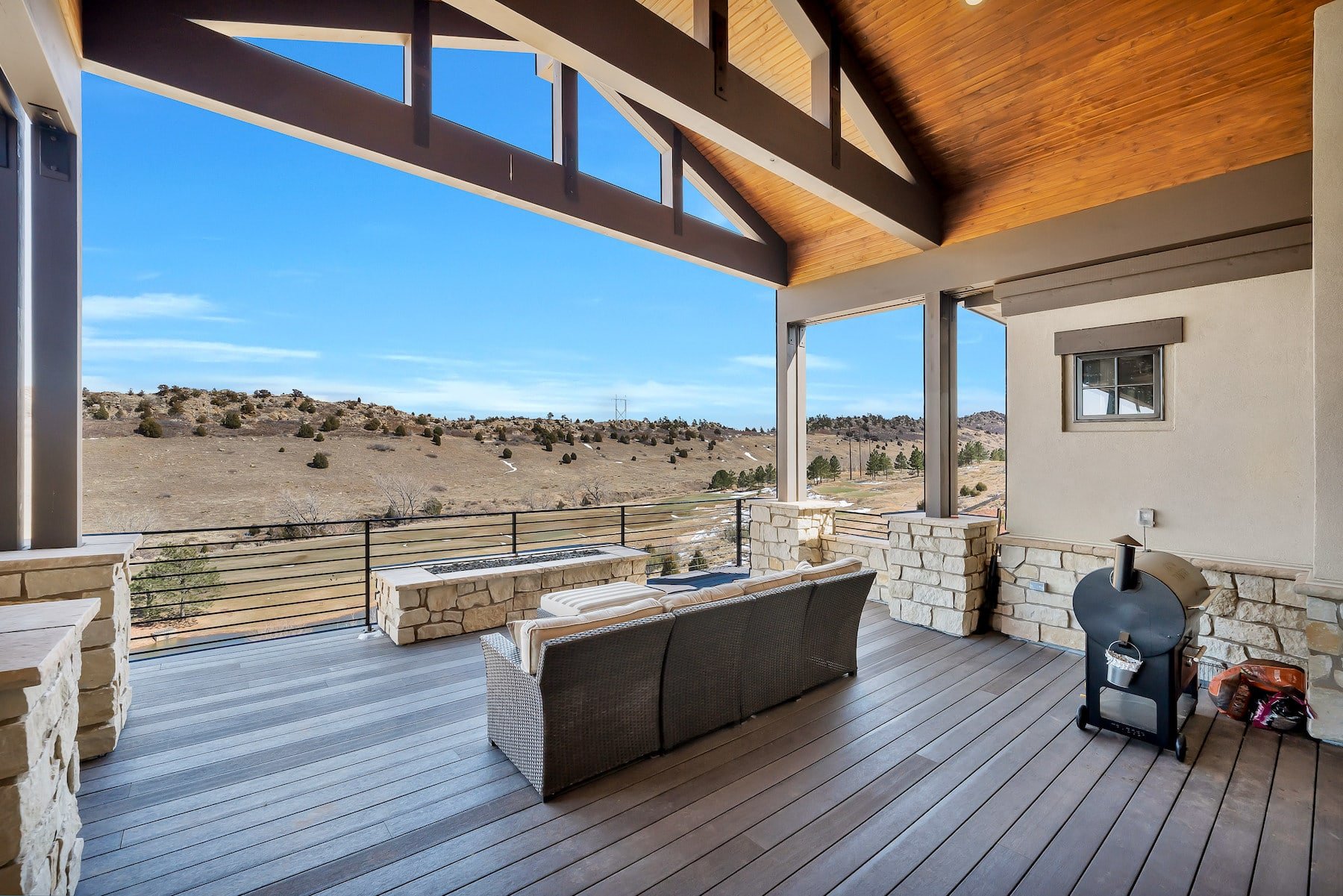 7590 Raphael Lane
