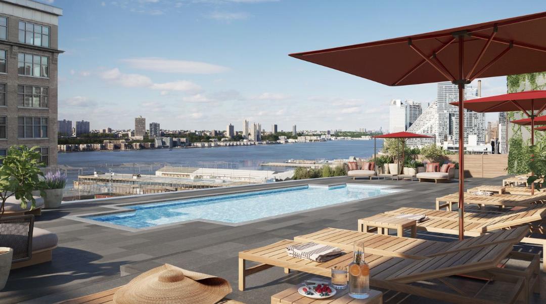 547 West 47th Street #512