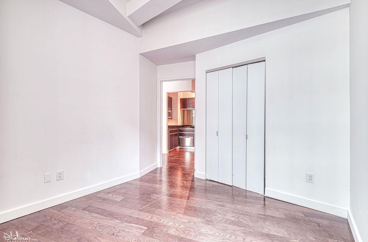 116 John Street, Apt 2206
