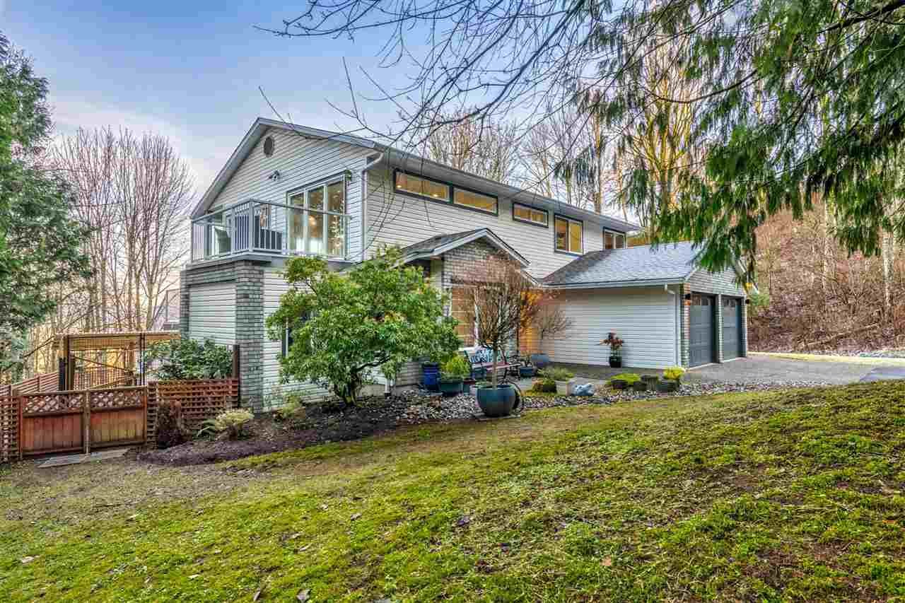 8673 Grand View Dr