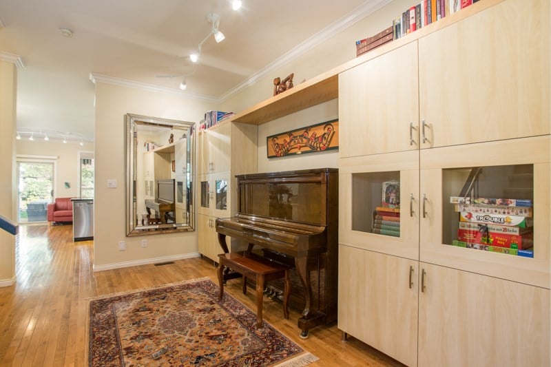 27B Glenmore Dr