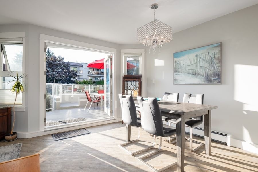 204-15367 Buena Vista Ave
