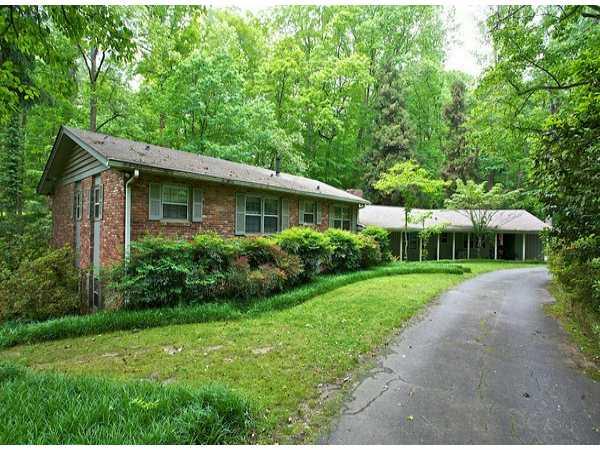 695 W Conway Dr NW