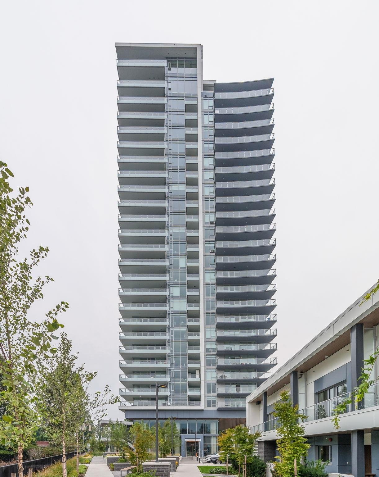 2105-200 Klahanie Ct