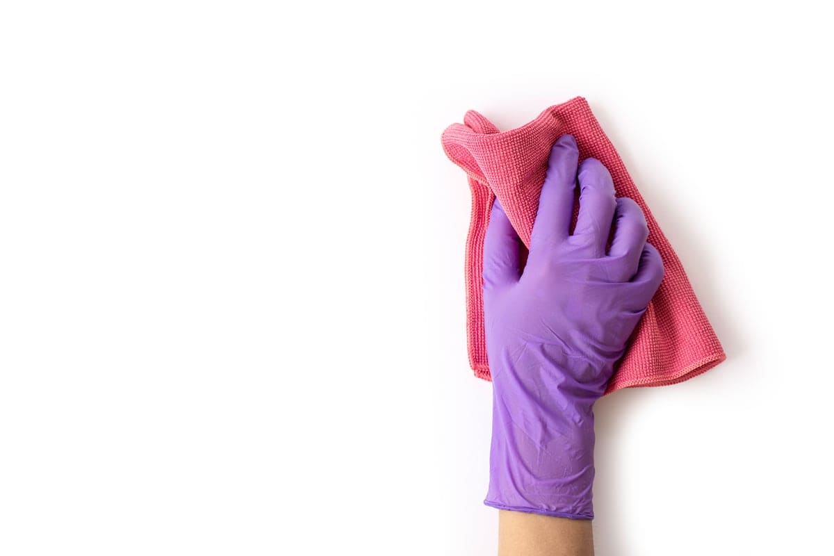 cleaning walls