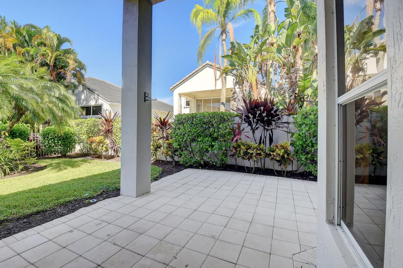 3410 NW 51st Pl