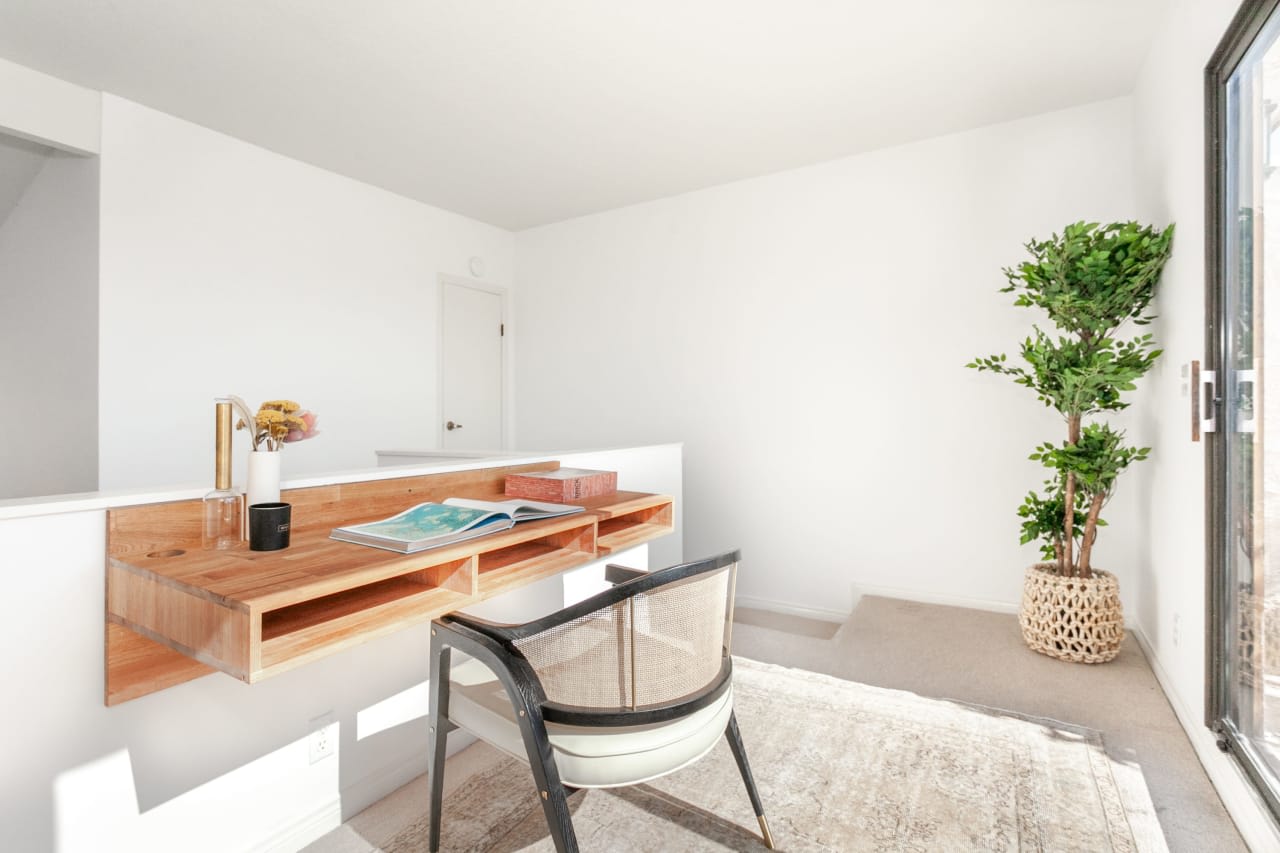 Brentwood Townhouse