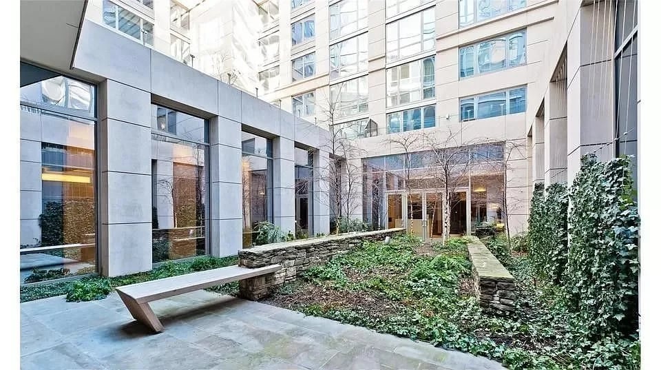 80 Riverside Blvd, #7P