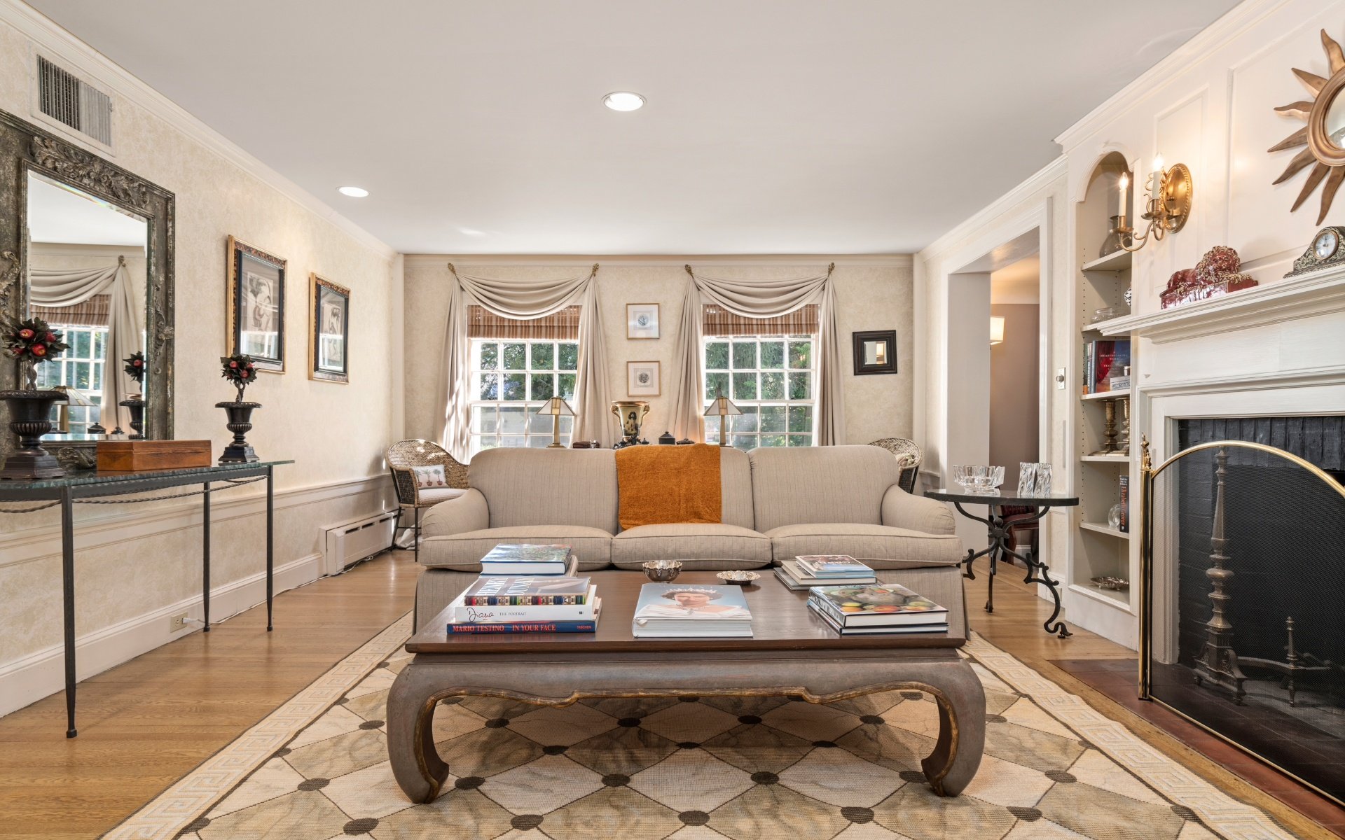 112 Gordon Rd | Under Contract