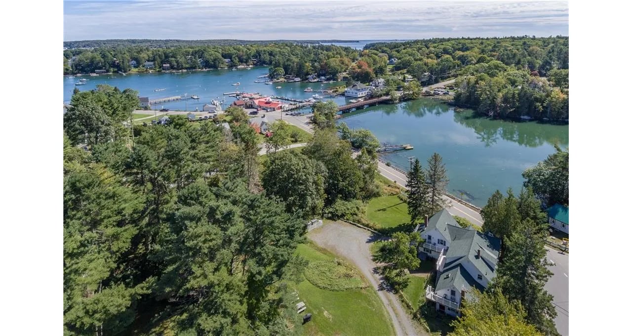 Home for Sale – 41 Hendricks Hill Road, Southport Maine