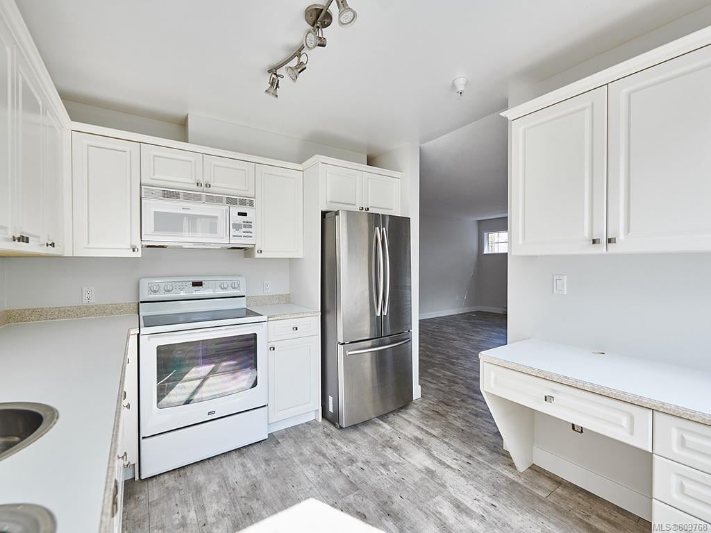 308-1371 Hillside Ave