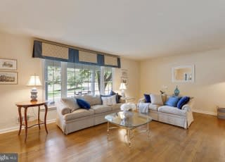 159 DREXEL DR