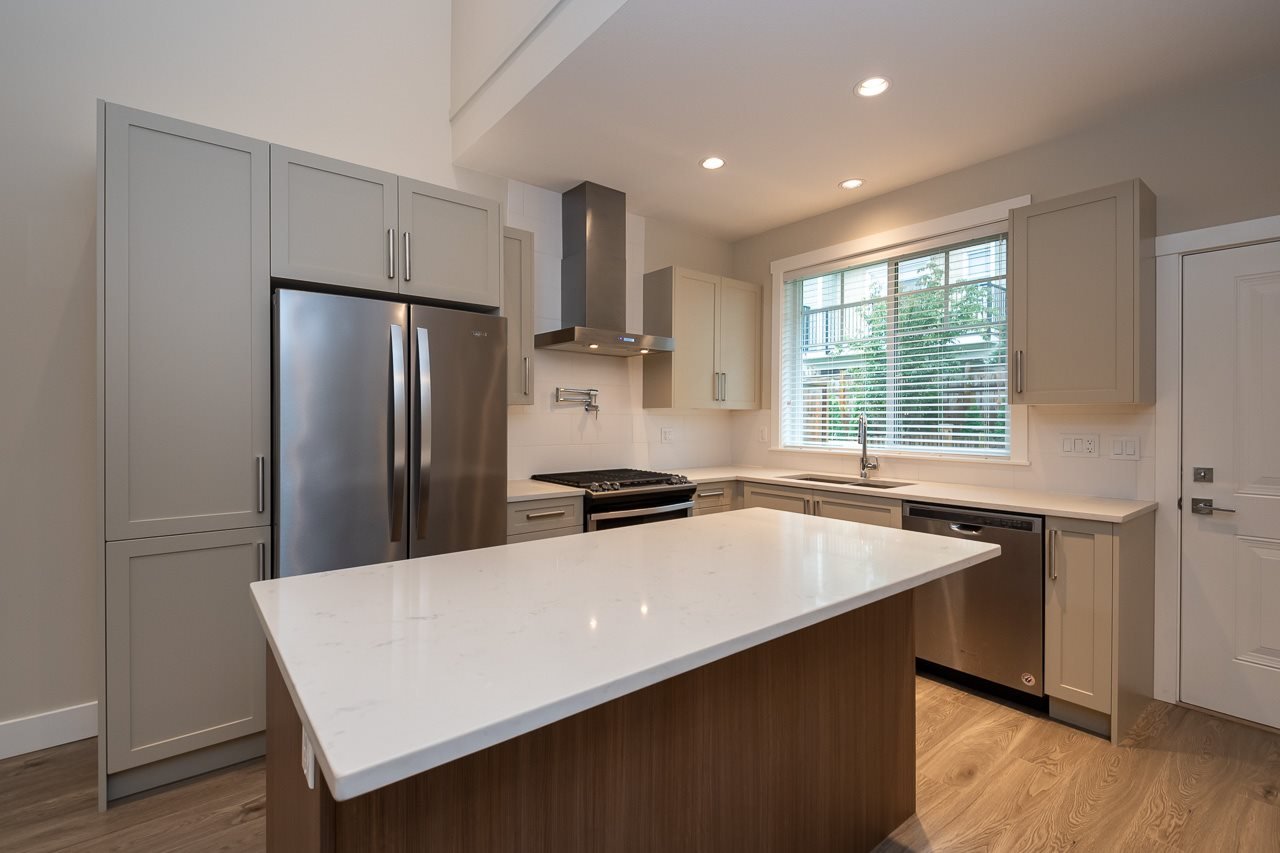 15-20498 82 Ave