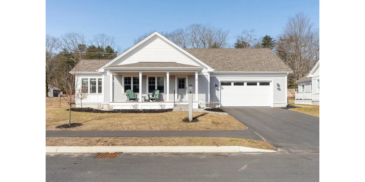 New Listing! 11 Dozer Drive, North Yarmouth, ME 04097 -$650,000